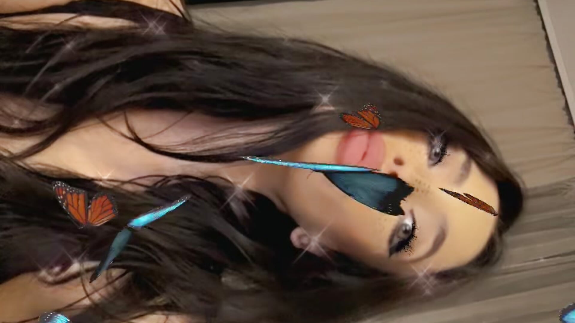 helloo – video modela na kameri AnnaaXO