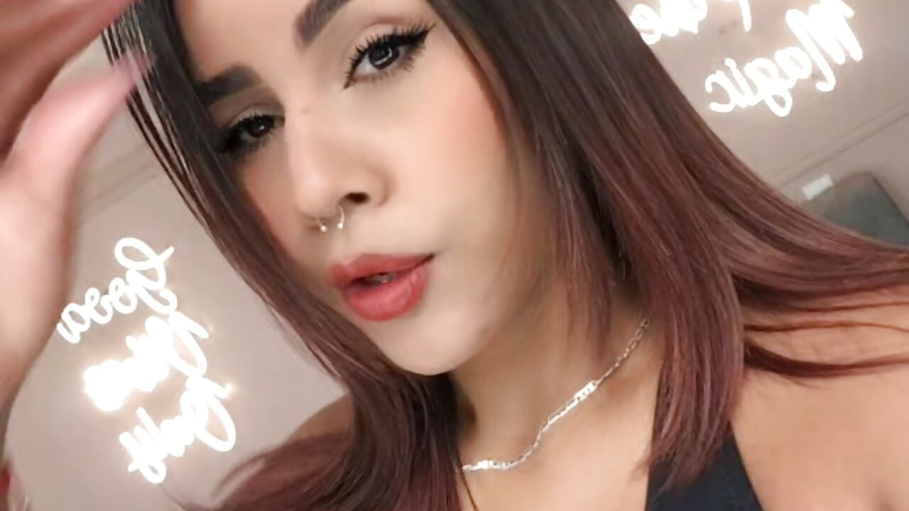 Happy Sunday😏 - video by ateneaa_lux cam model
