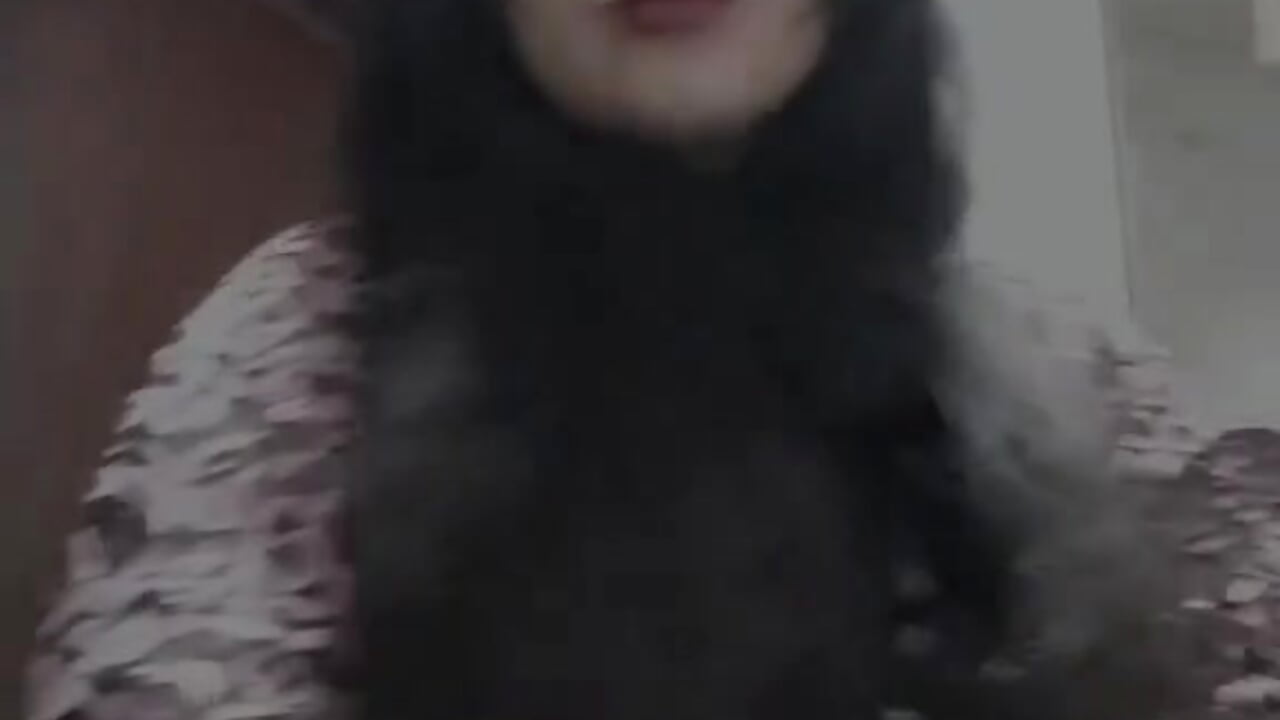 Just a quick check-in ;) – video modela na kameri BloodyRoseUwU