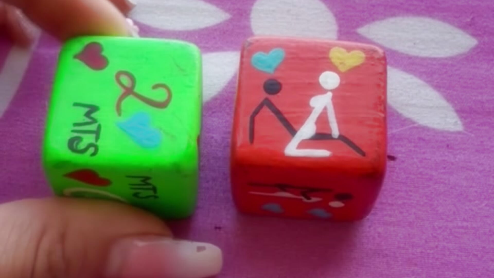 Play DADOS 🎲- for 111 tks or exclusive free