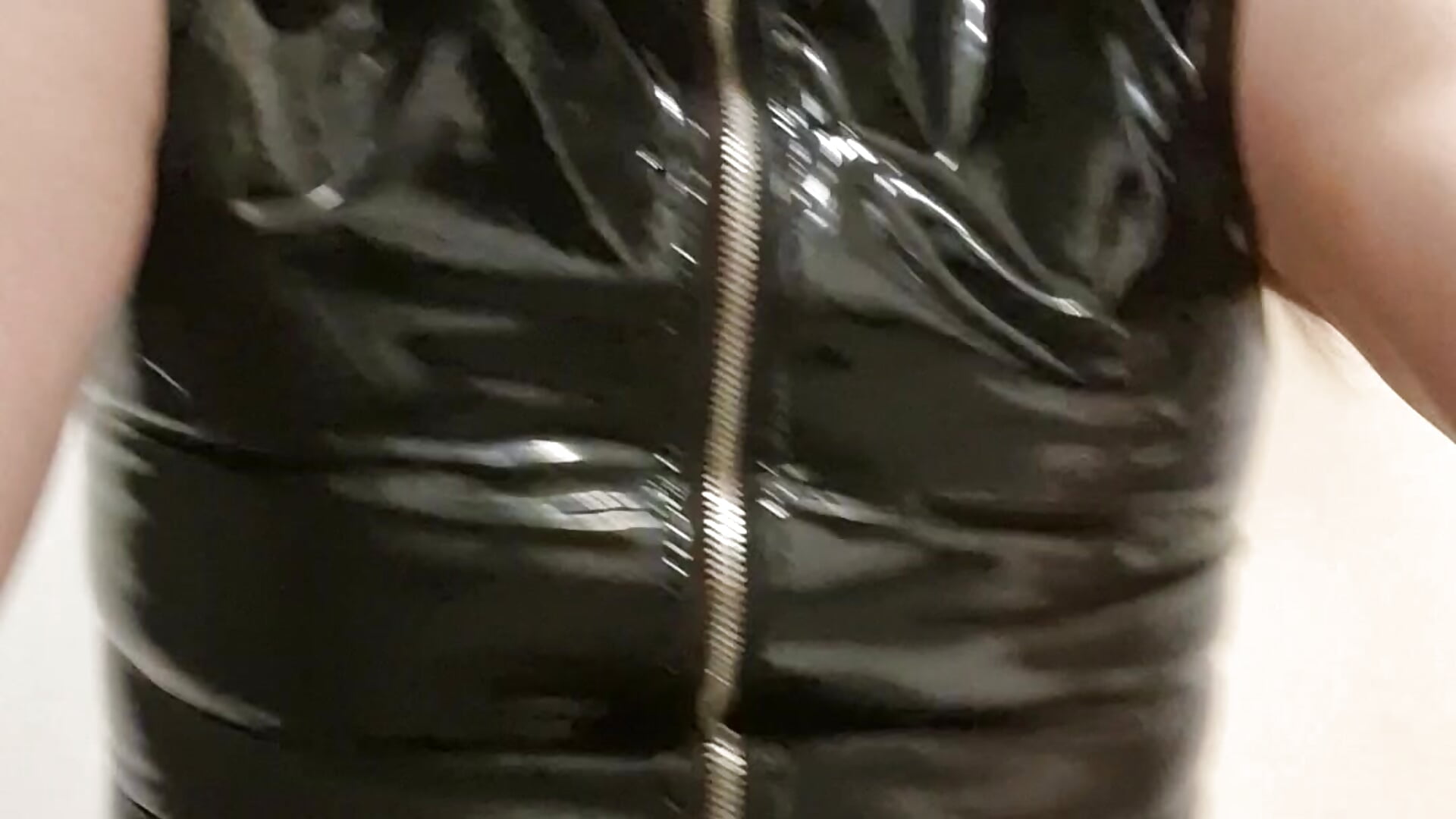 20240516_193134 – video od webkamerové modelky luxrom196806