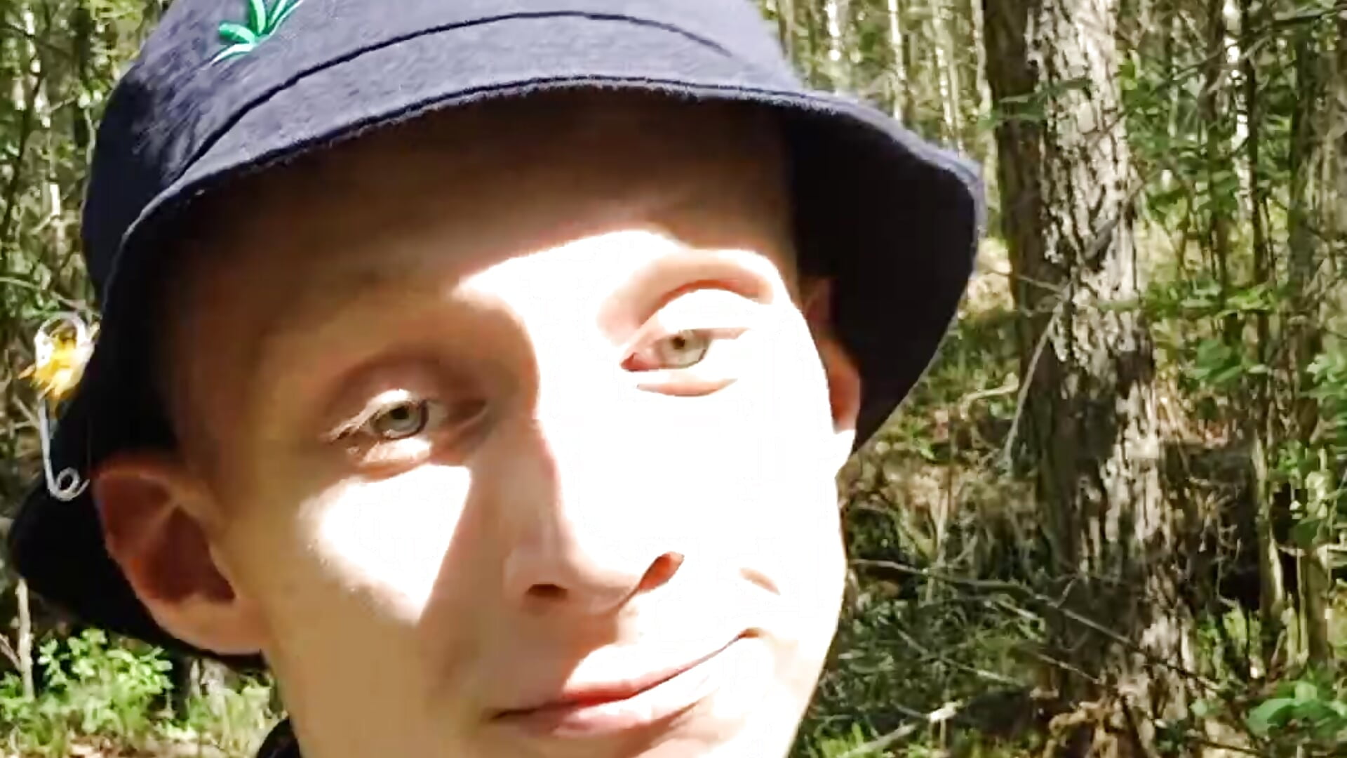 walking around in forest nearby home and watch for good sucker - video od modelky/modela mark_shift
