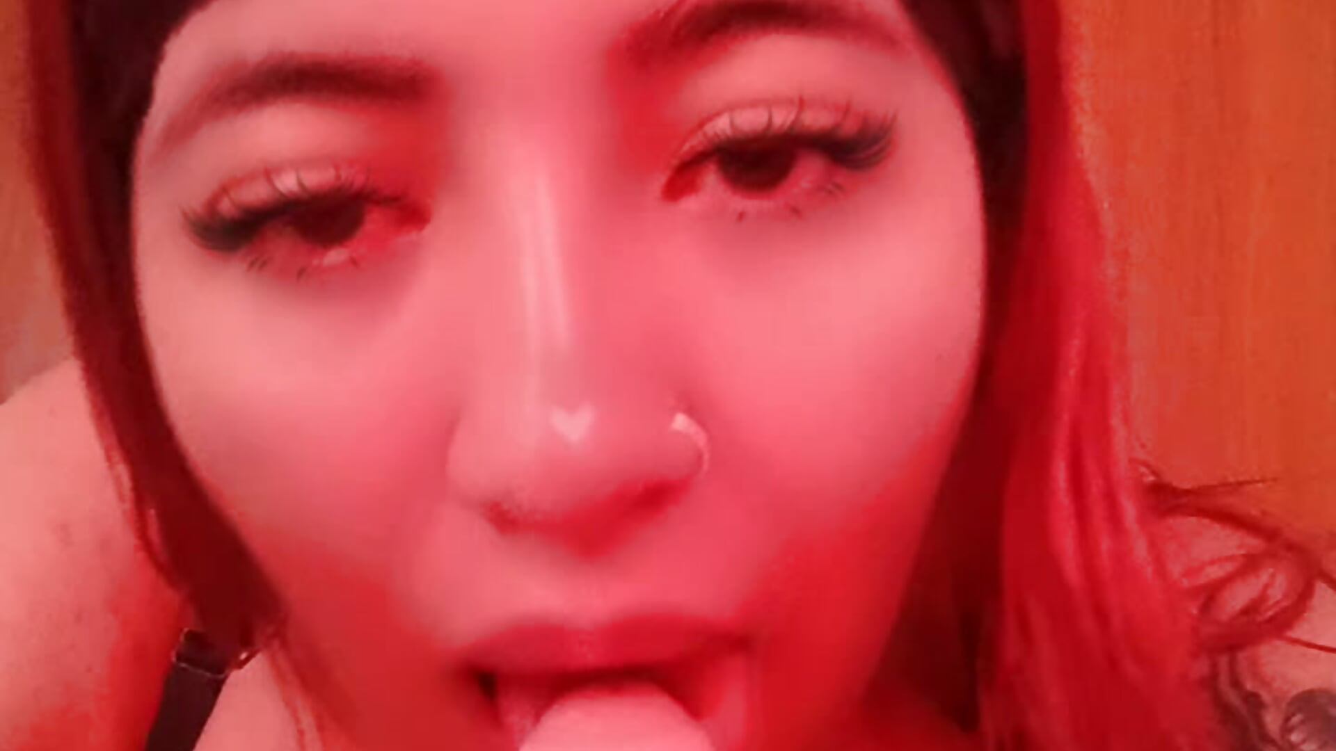 U like my blowjob?🍆－カメラキャストのAnnie_Ruselの動画