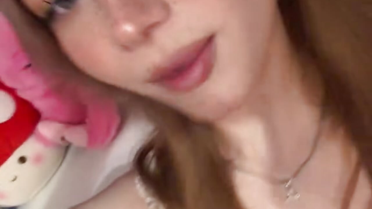 heey - video by AngeliaClougher cam model