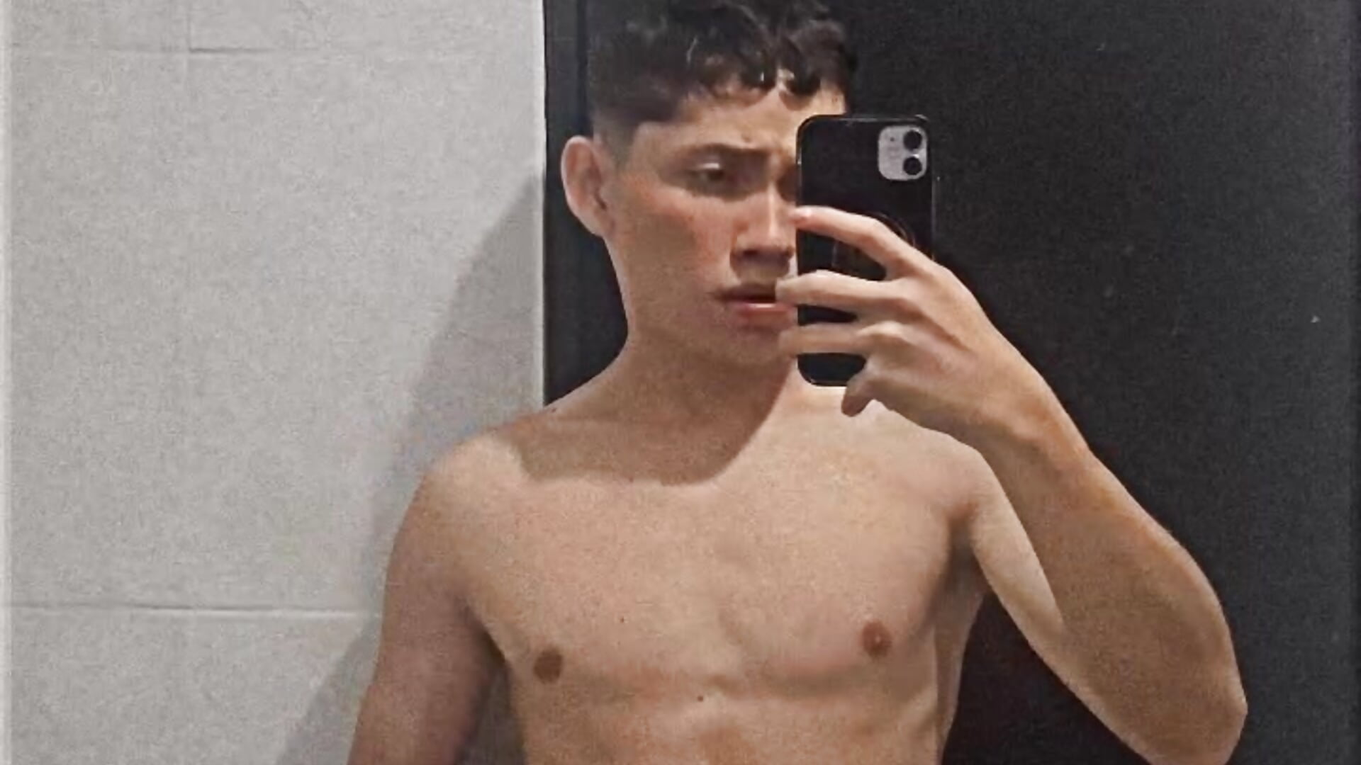 🫵🏻 y yo 🥴 – video modela na kameri Thegreenprince