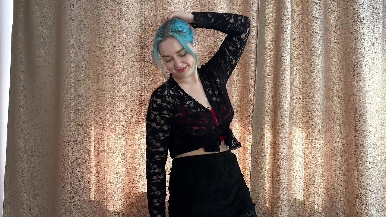 Feel my body – video od webkamerové modelky Baby_Pixie_