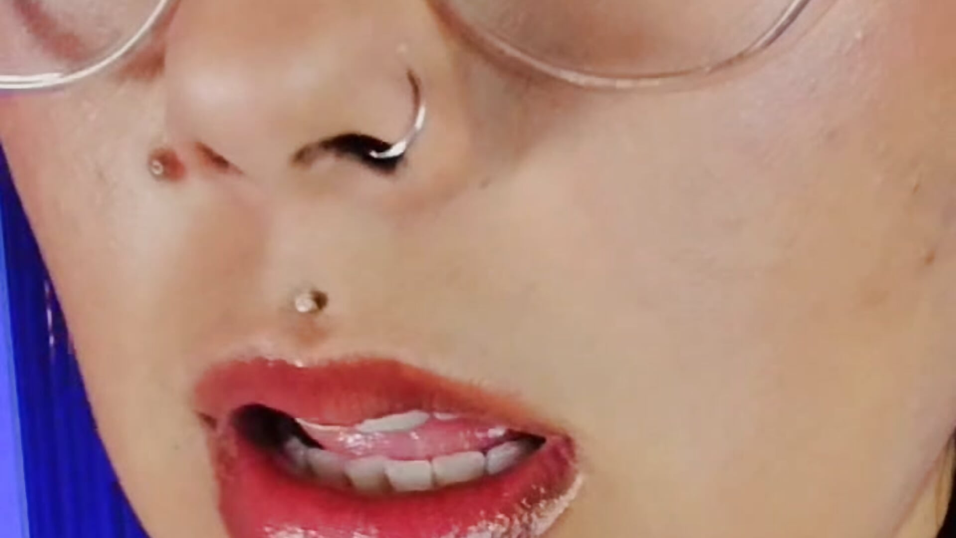 DO YOU LIKE PIERCINGS? I LOVE YOU 📌 - video av Electra_Fg cam-modell
