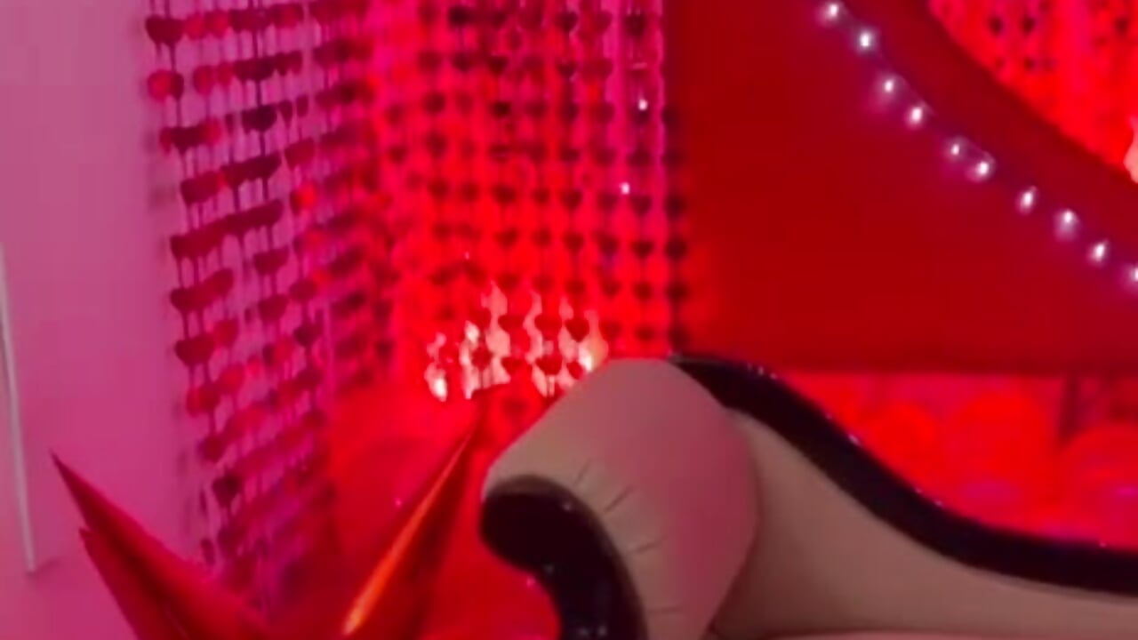Vídeo  8143 de modelo de vídeos LuxeCouple – em alta