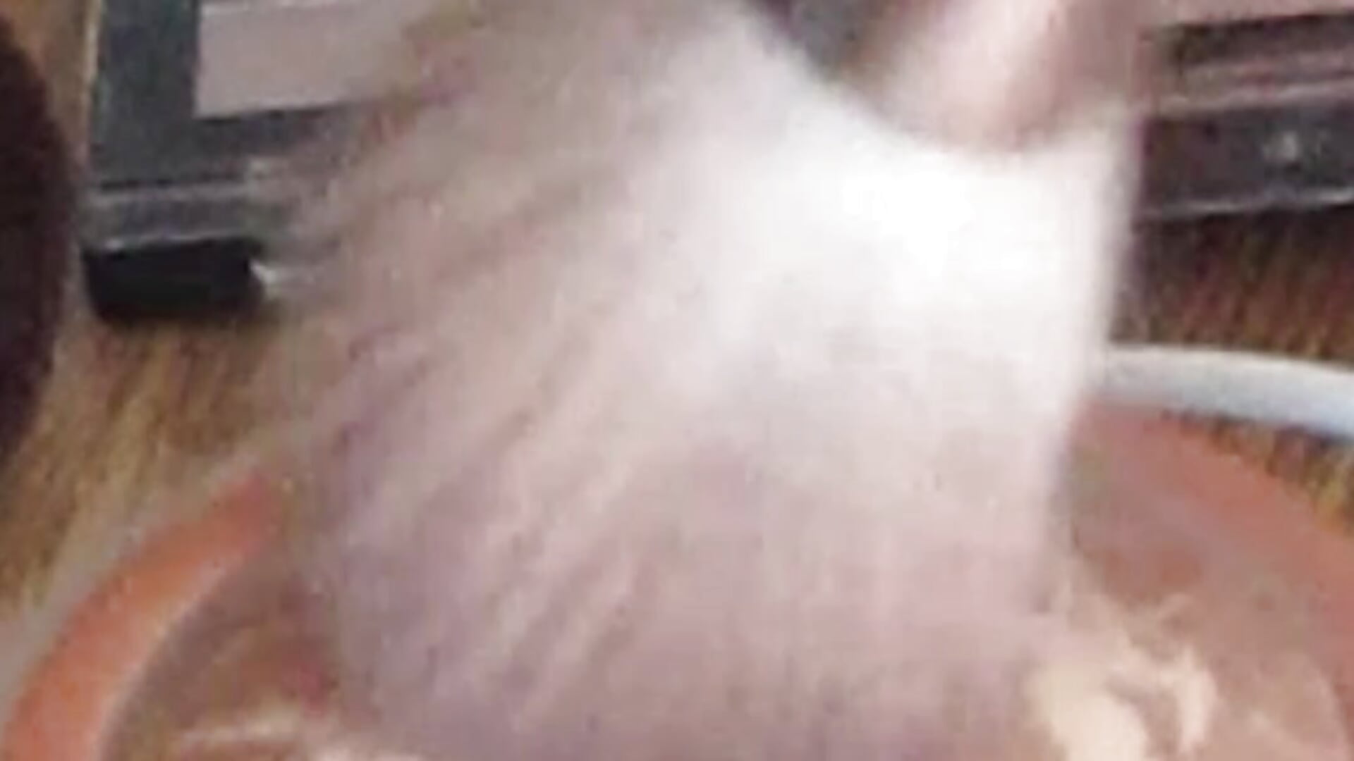 wet come back<3 - video by betty_baretty cam model
