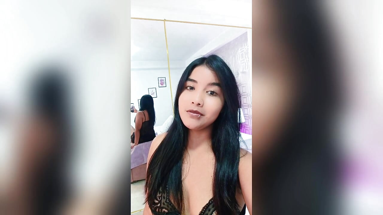 come have fun in my living room and be very naughty 😏🔥 – video modela na kameri Stacy_Bell