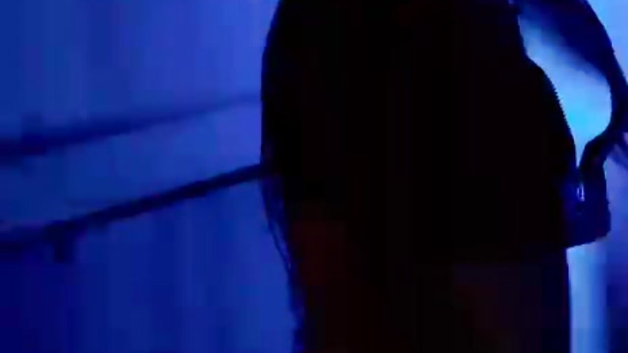SEXI WOMAN POLICE – video af zamara_x cam-model