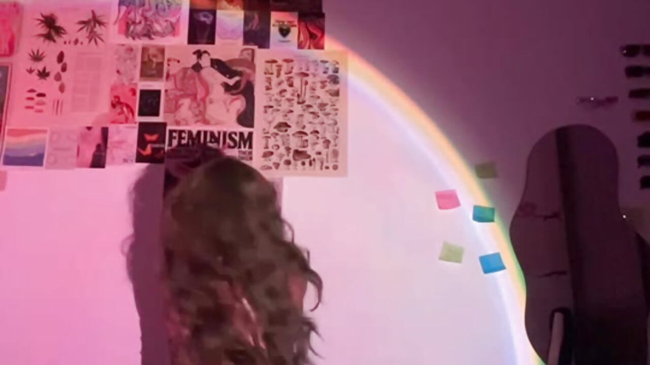 See you in my room? (⸝⸝> ᴗ•⸝⸝) - סרטון של heybabymatcha, דוגמן/ית מצלמה