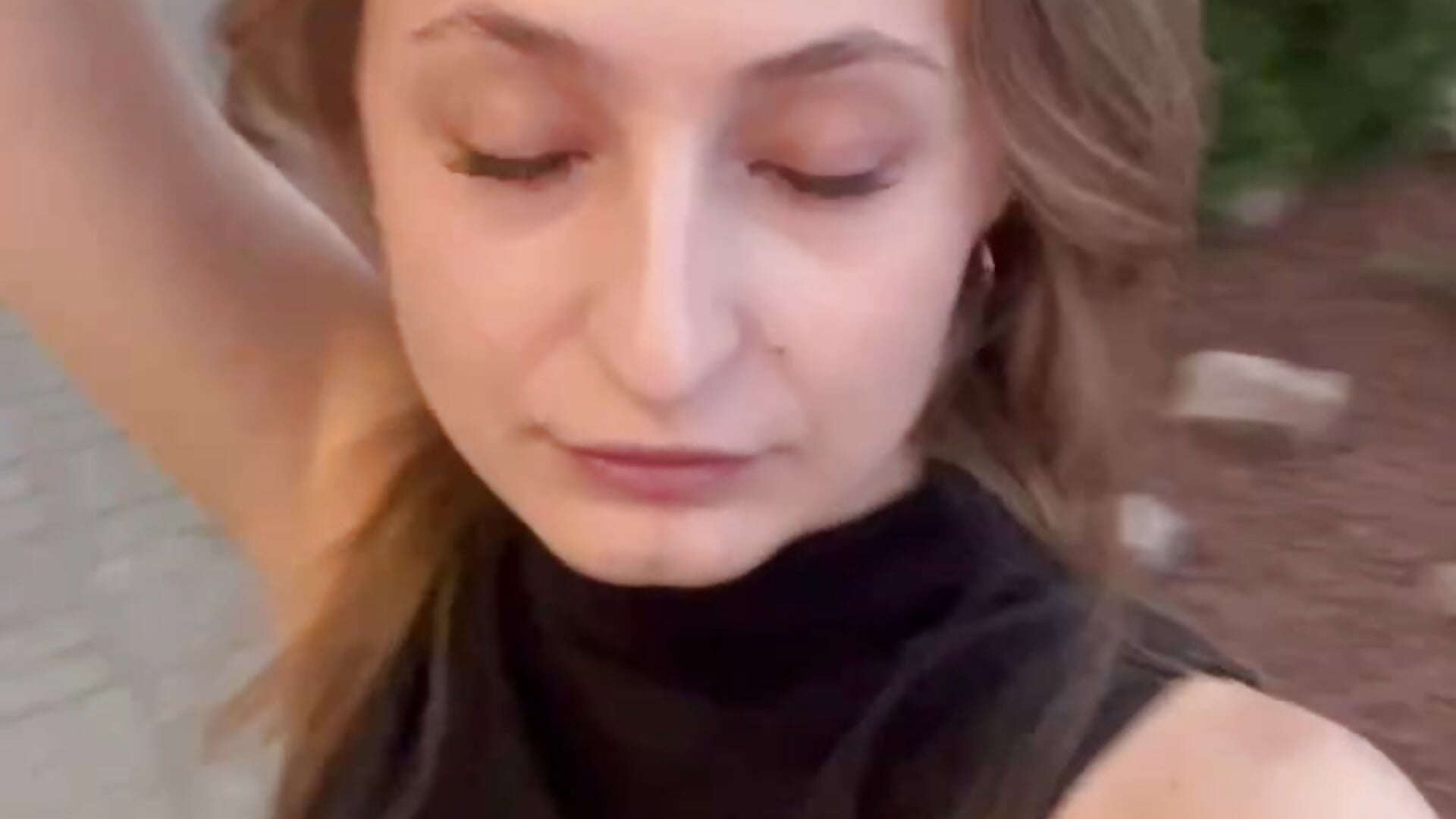 A little walk <3 - video by MayVerli cam model