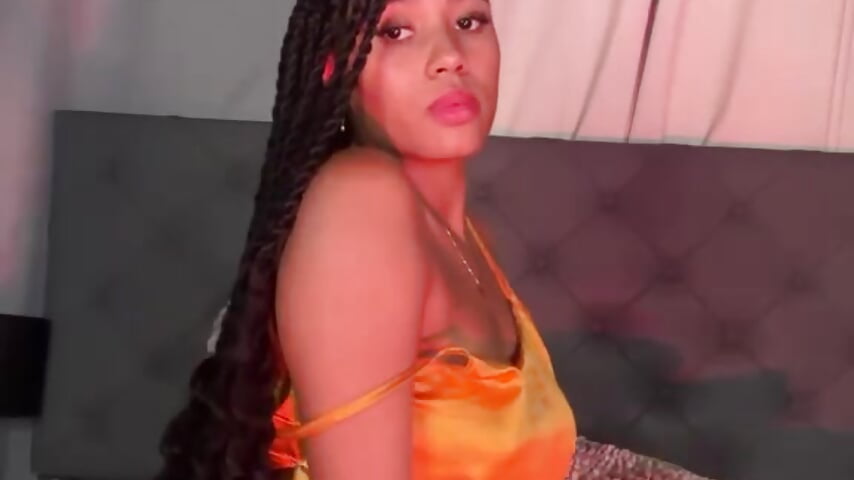 Hold me and be mine - video av ConnieCole1 cam-modell