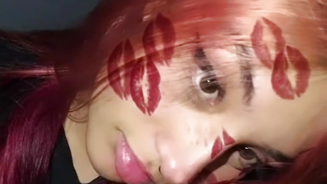 WhatsApp Video 2026-07-23 at 11,53,29 AM - video av tiny_velvet cam-modell