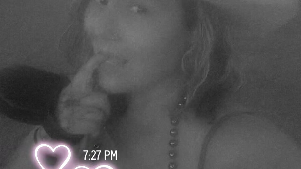 profile-intro-video-1789693724 - video by nativemilf cam model