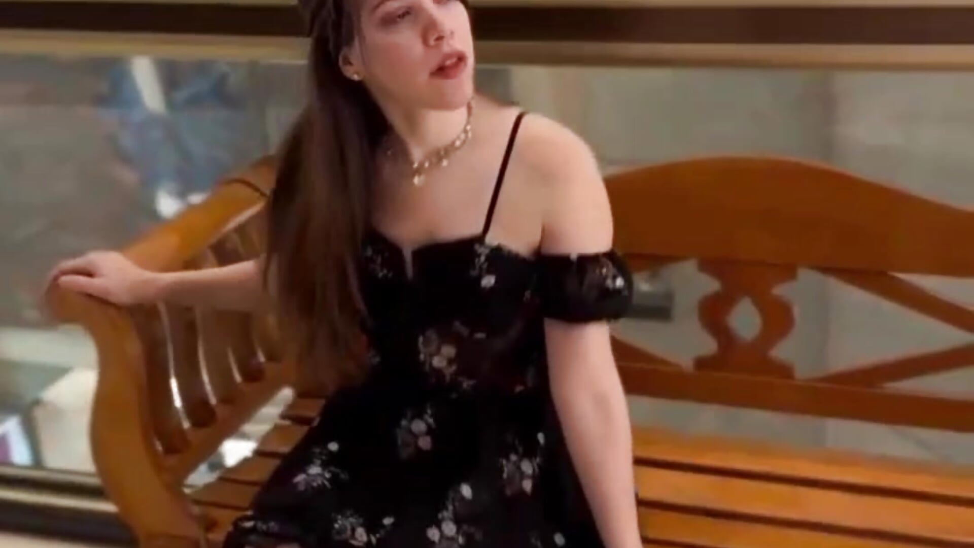 😘 Isabella