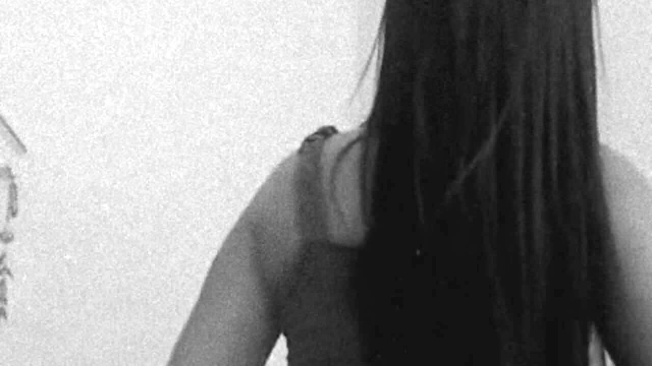 C9148FB7-EB93-47C4-B9BF-7EA0DD3302FD - Video von Luana_264 Cam-Model