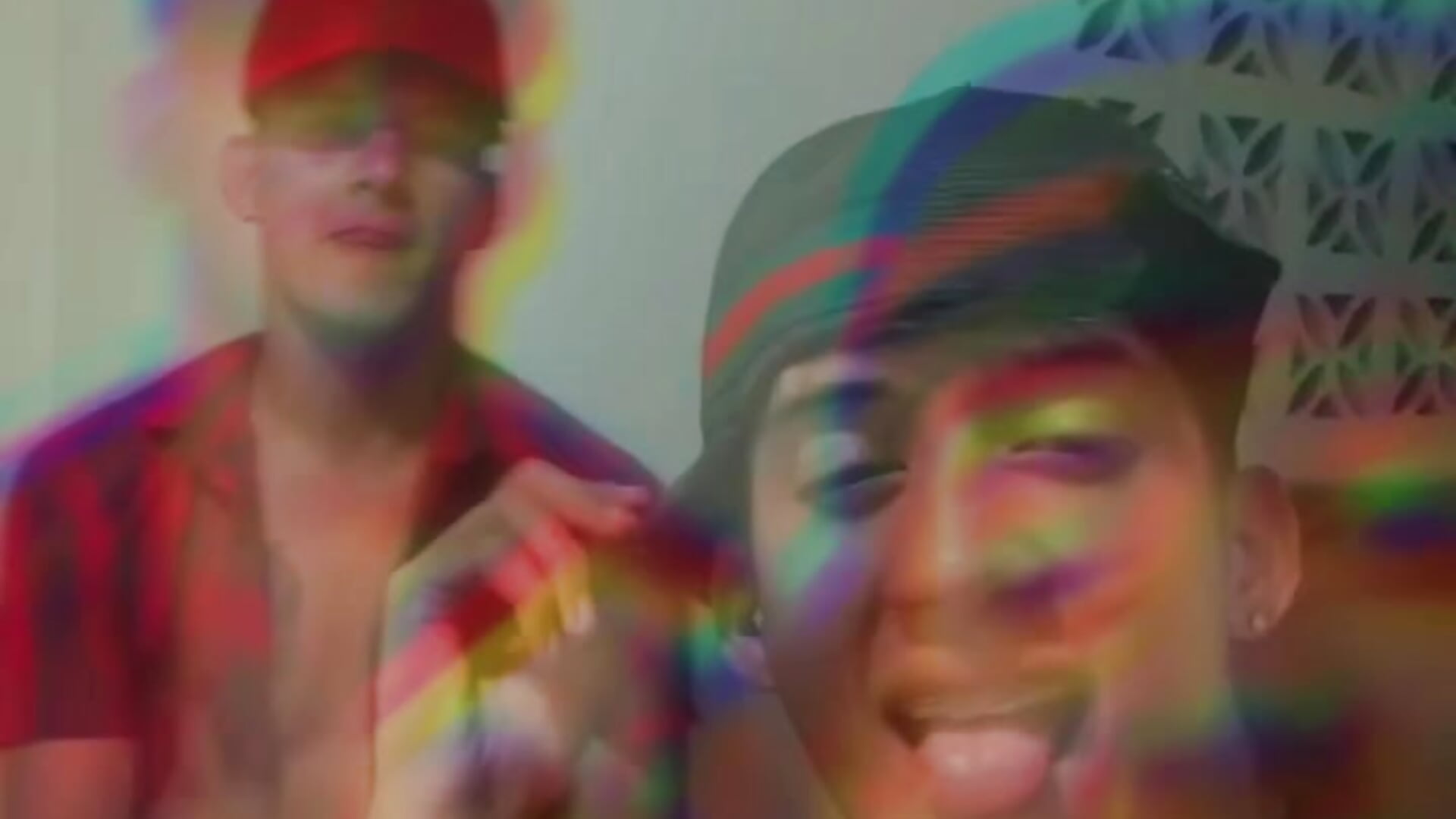 Bros - видео от уебкам модела hotguyvictor