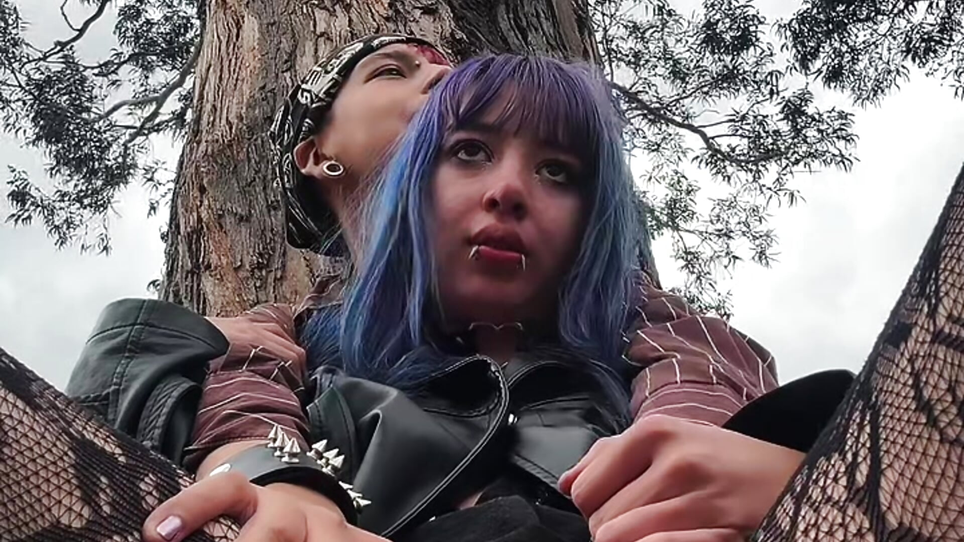 DILDO IN PUBLIC PARK