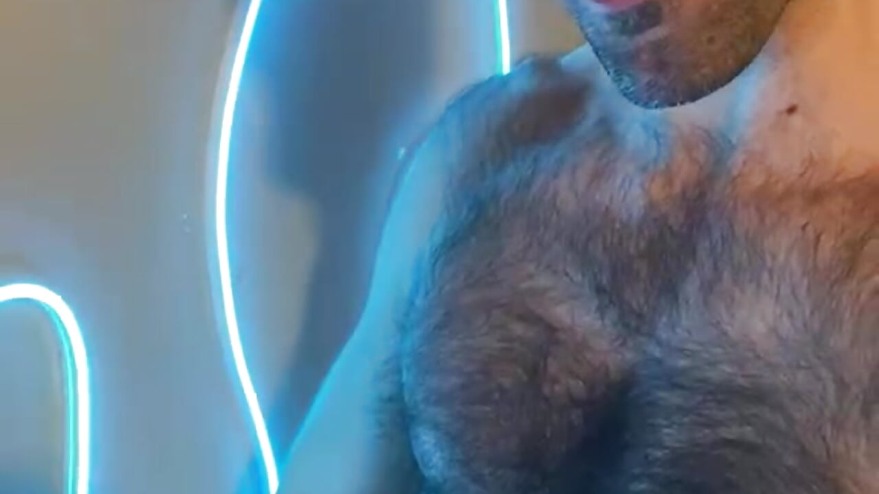 Profile ;) – video af HairybutHorny cam-model