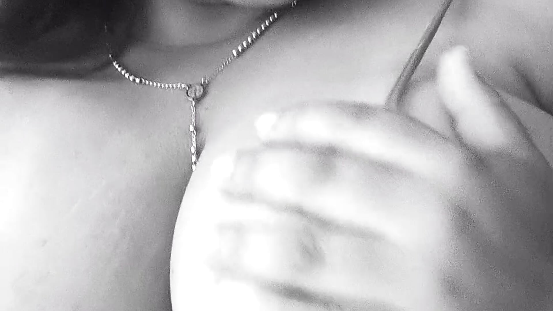 I am back 😈 – video af Candybrowmm cam-model