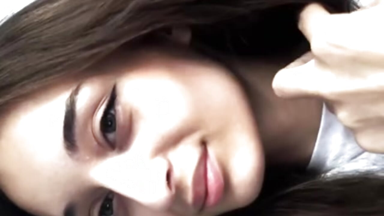 WoW - video di BeliaPullar modella di cam