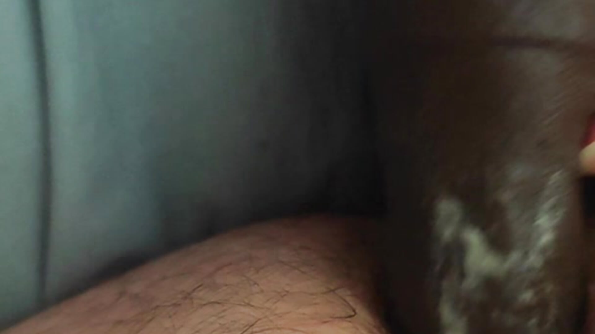 Slow motion - vídeo de la modelo de cam HairyBearcum
