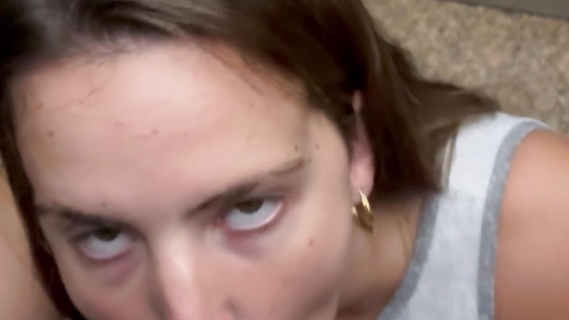 Delicious in the elevator🤭 - βίντεο μοντέλου danaymaxxx