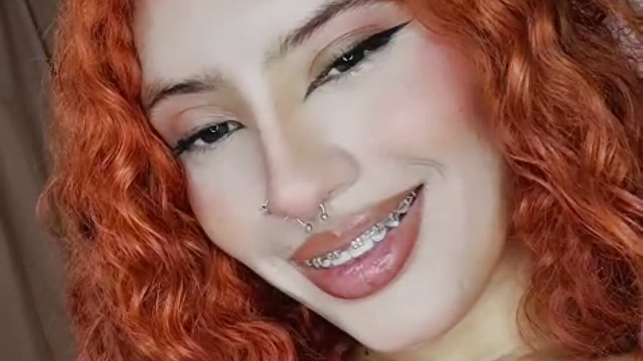 I  AM   Aapril - Vídeo de Aapril_Alvarez, modelo de vídeos
