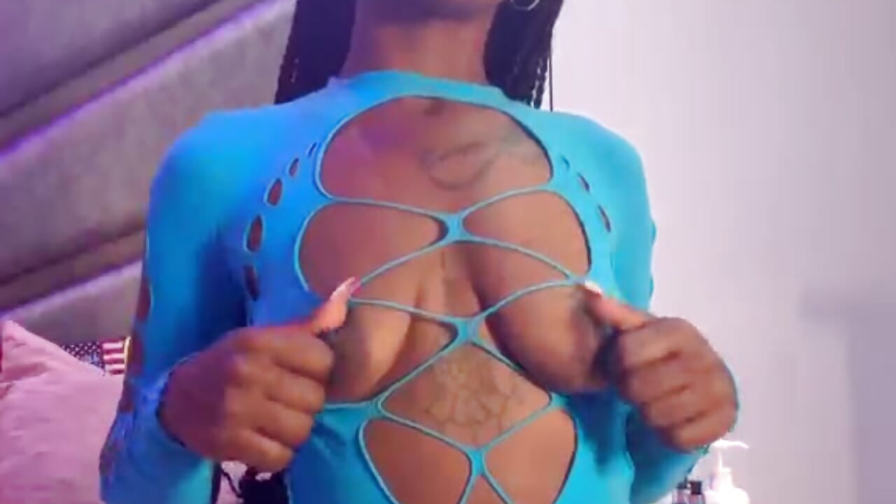 So fucking horny right now 😈 - vídeo de Annaafoxx modelo de câmara