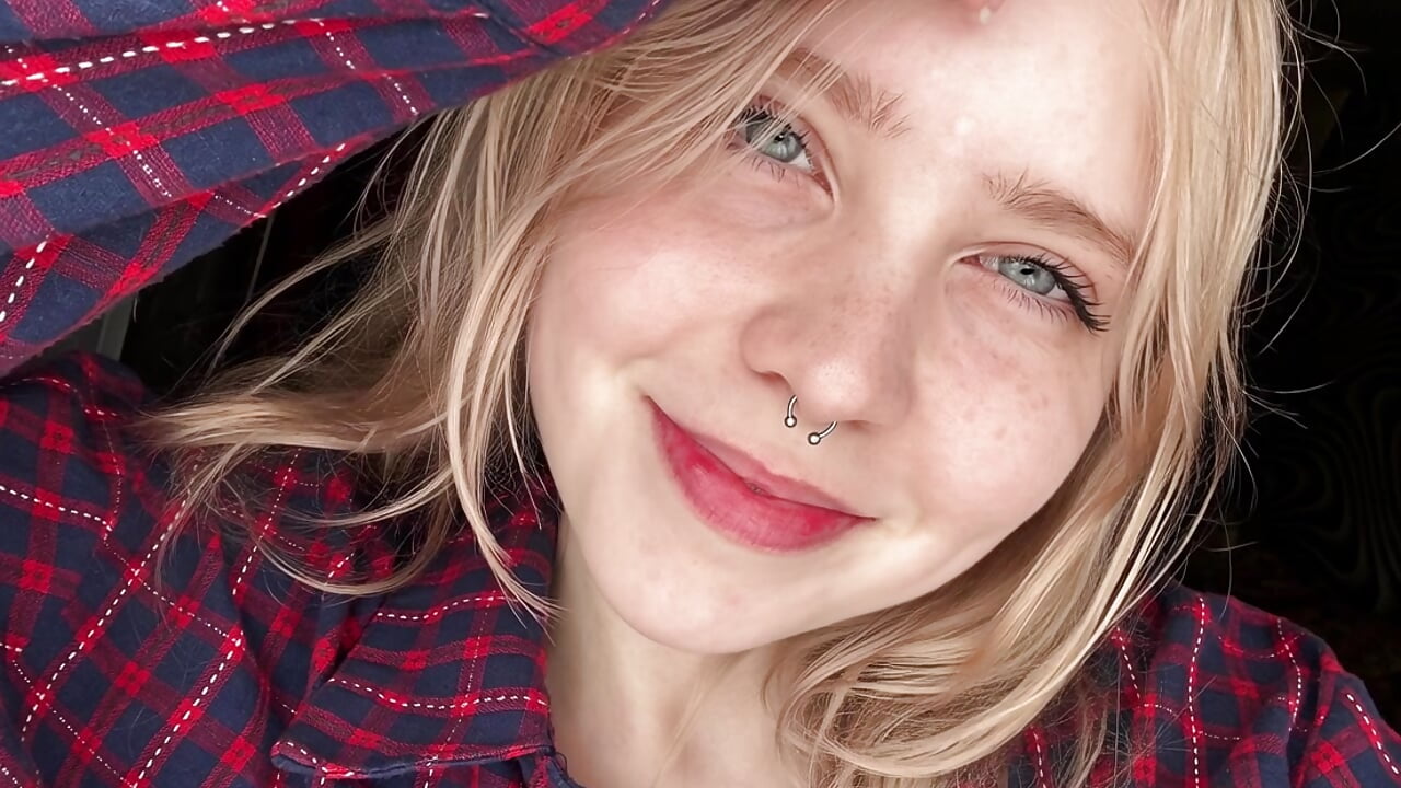 piercing - video van IrmgardCheli cam-model