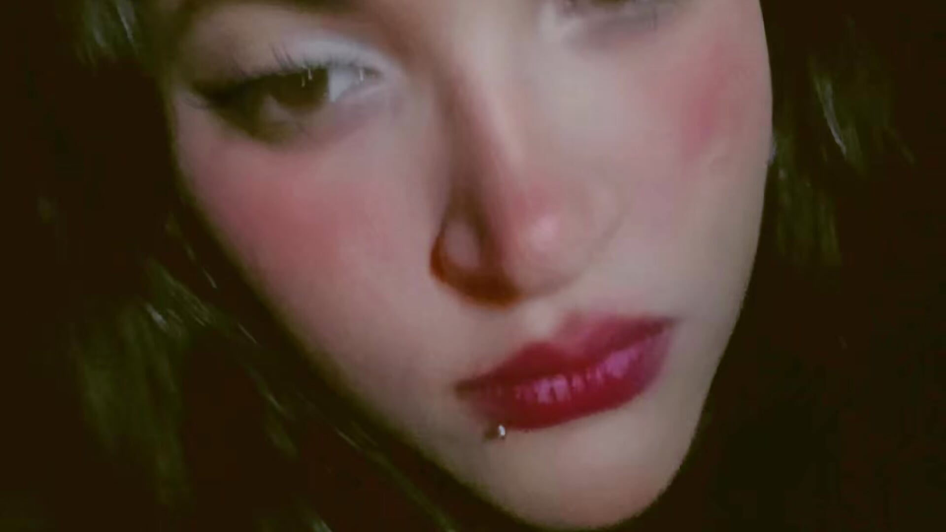 Olha que gatinha - video by LunaYng