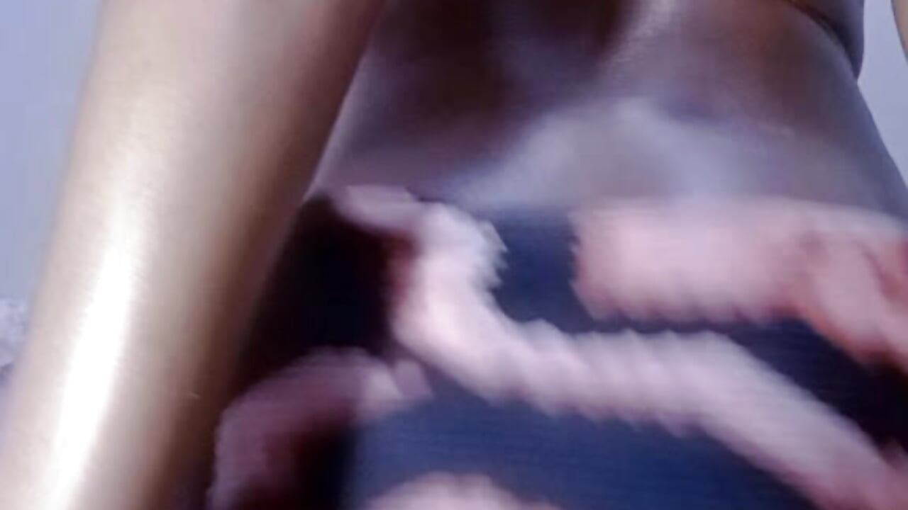 Fast twerk – video modela na kameri SexyBubbles03