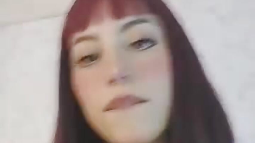 Kiss n´tell - video by miahills__ cam model