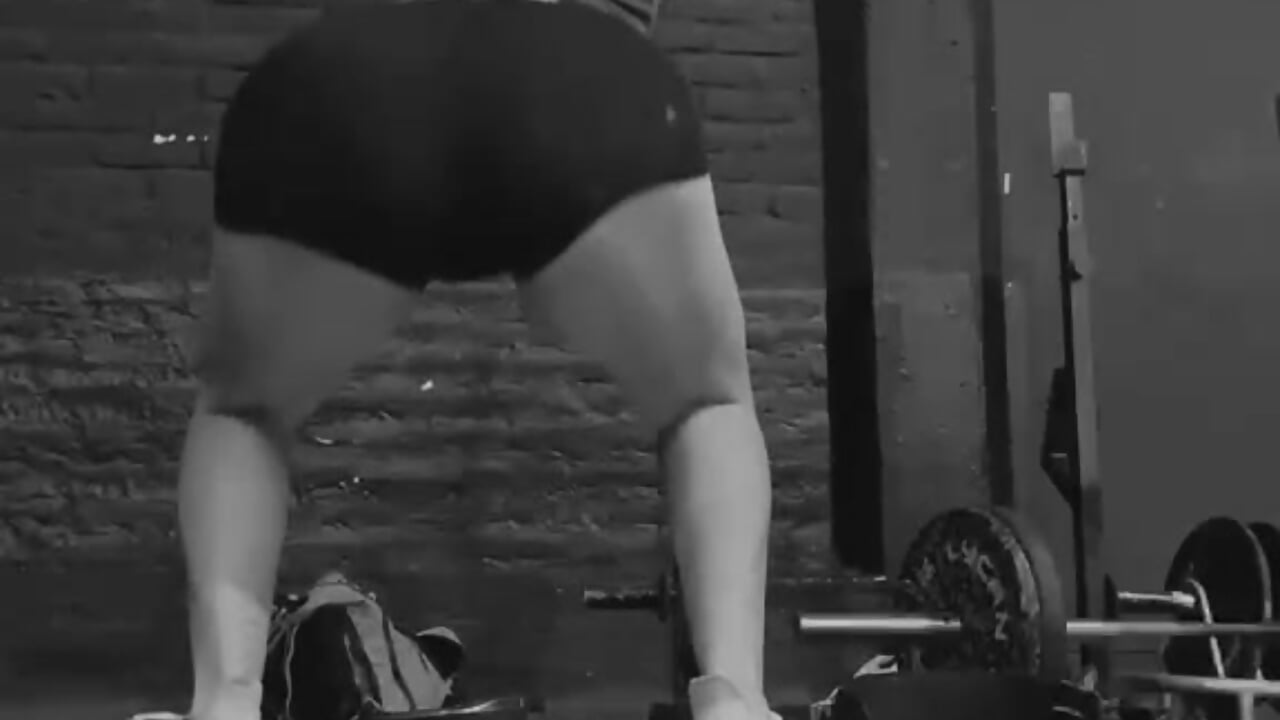 STRONG GIRL ! – video modela na kameri Sharon_Loveee