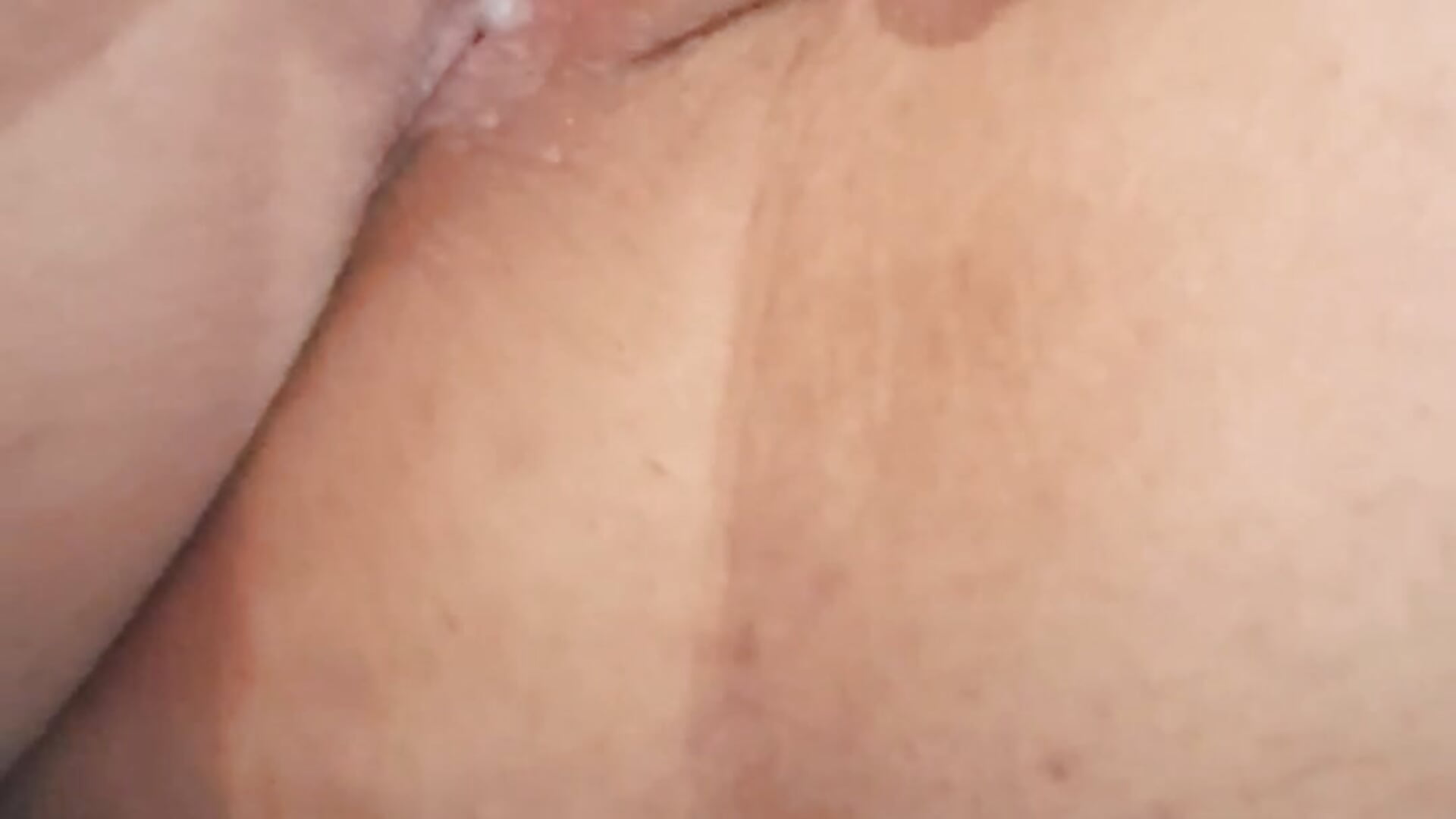 Passando dedo na bucetinha 🤭​ - video by gordinhagostosa67 cam model
