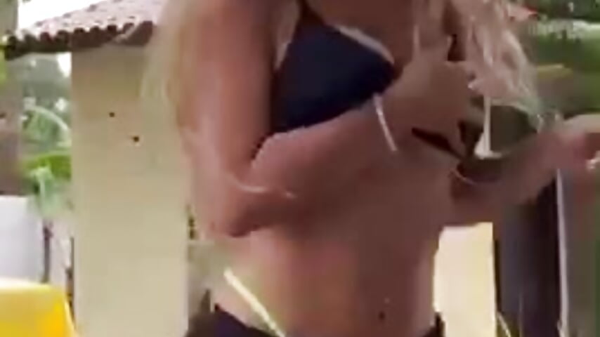 🔥 Curtas & Engajantes - video by Vivi_damasco