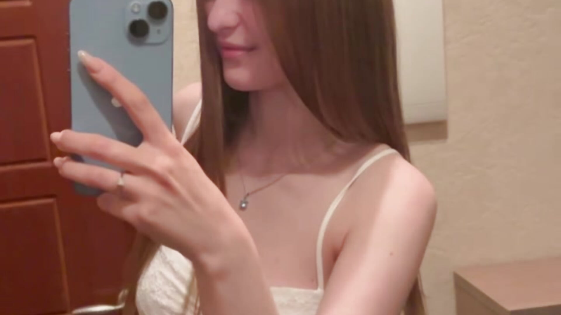 I love clothes, haha :3 - video av PolliStar cam-modell