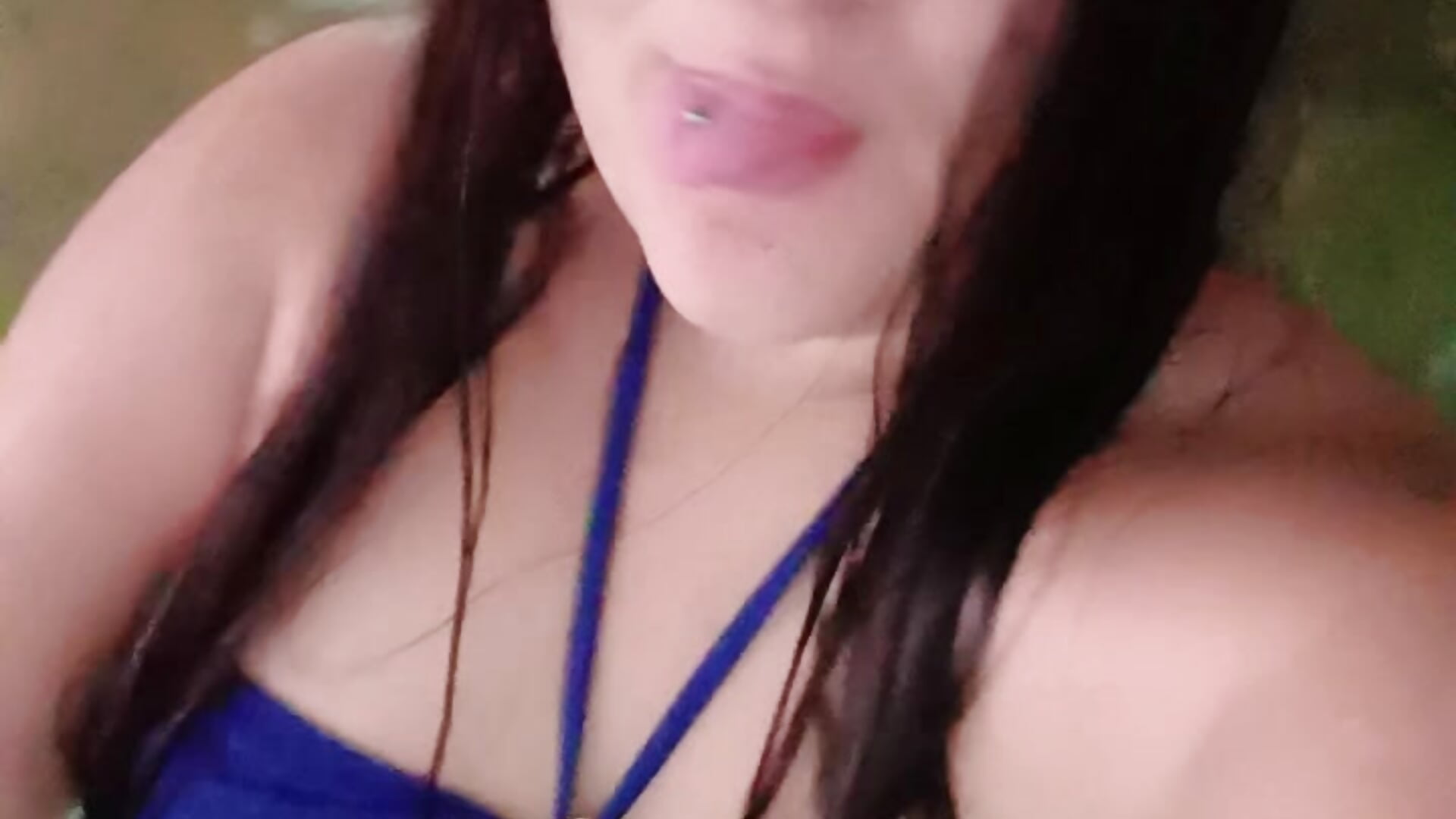 Un delicioso baño – video modela na kameri Tatis_bigboobs21