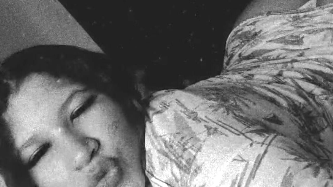 Kisses honey - video by BriannaXox_ cam model