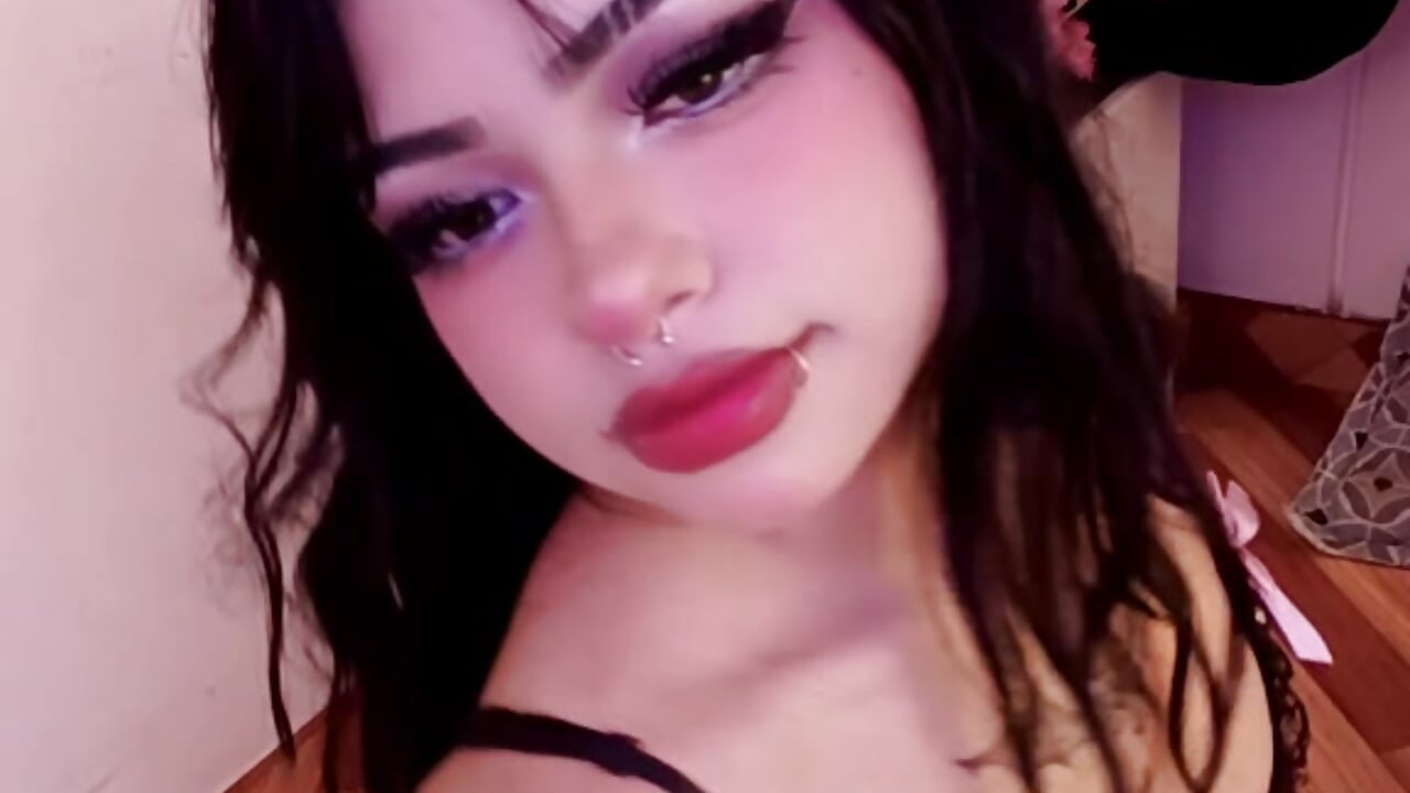 🥺🖤🖤 - video oleh model kamera HoneyDollie