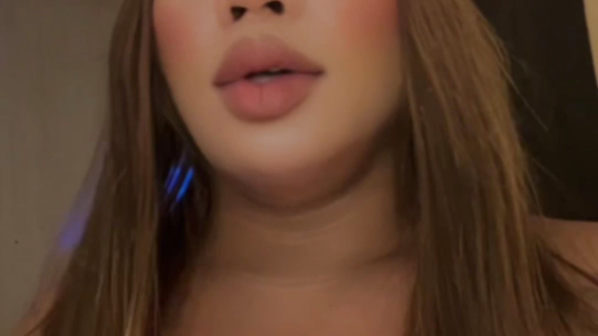 copy_E2C9B0EC-0768-45FE-92F6-C4D65B46A50D - video av Saffarah cam model