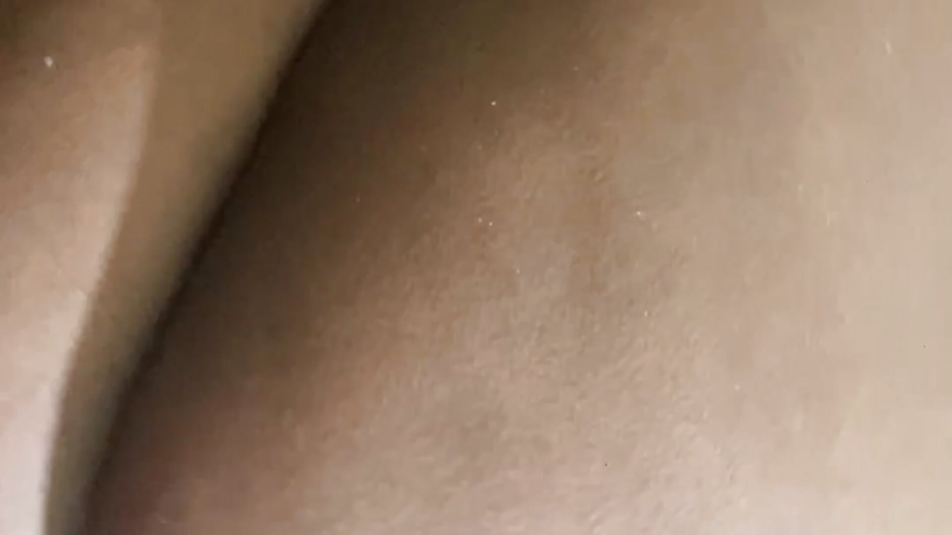 Caught my cheeks misbehaving🍑😈 - βίντεο μοντέλου BerryyBliss