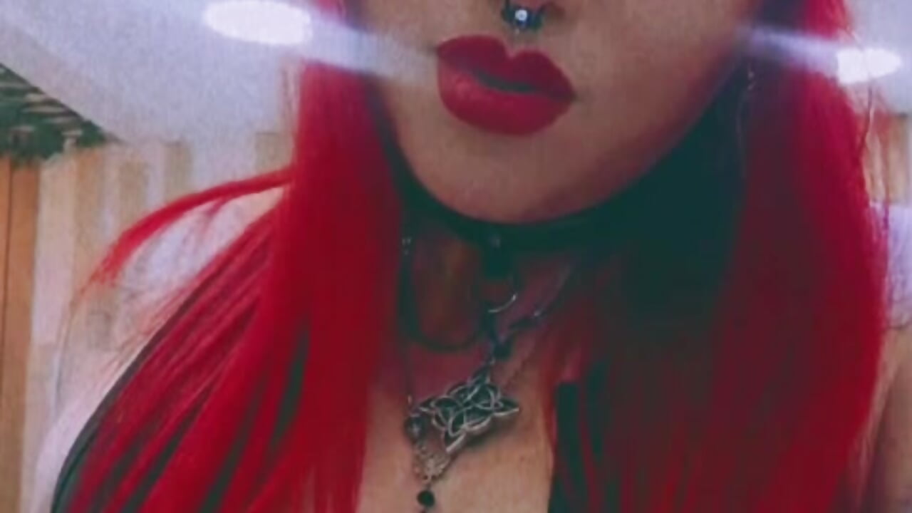Sexy with Attitude 🔥 - Vídeo de Batthory_miaa, modelo de vídeos
