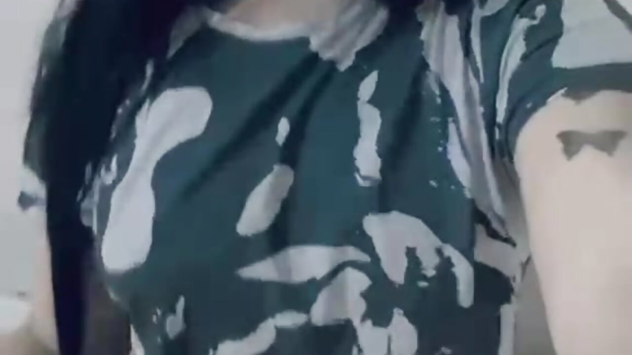 trans girl - video by SweetScar_