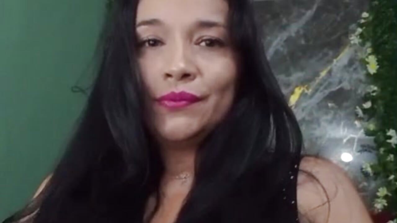 BEAUTY WITHOUT FILTERS🤭 - vídeo de la modelo de cam YiskaNova