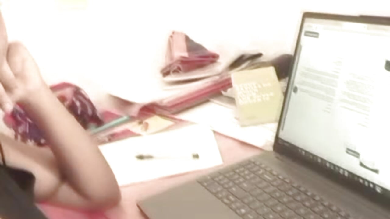 Its Rose here - video by AngelisseRose cam model