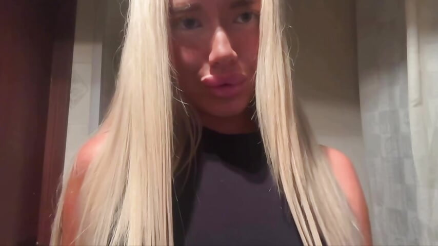 :) - video by AlexaTarlet cam model