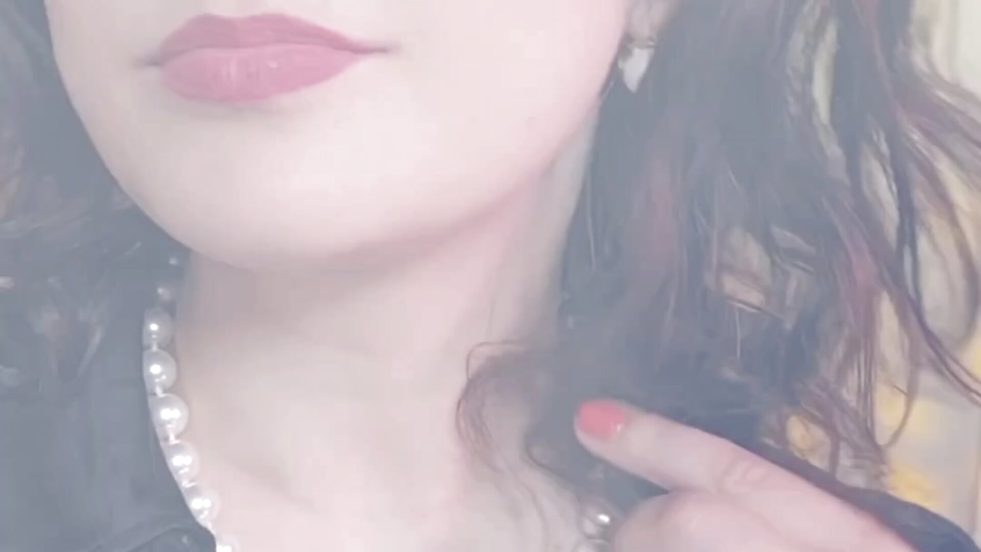 Hey it's me - video by FavoriteCaroline